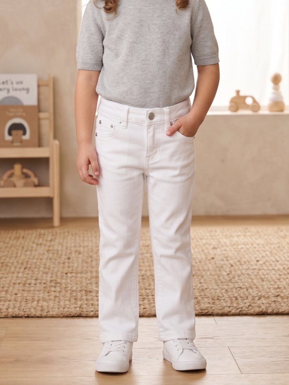 NWT Girls Milk White Straight Leg Adjustable Waist Denim Jeans Pants Size 4